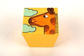 כפתור ג'ירף בננה