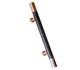 ידית משיכה עם עור דגם 5071 פליז