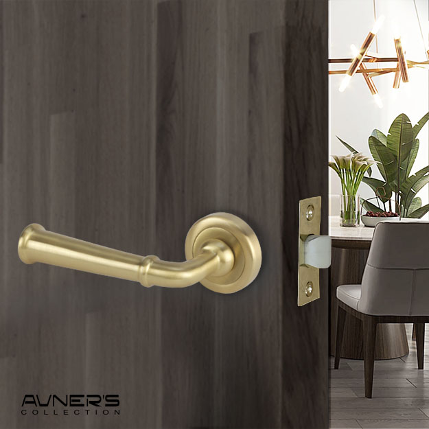 ידיות לדלתות פנים