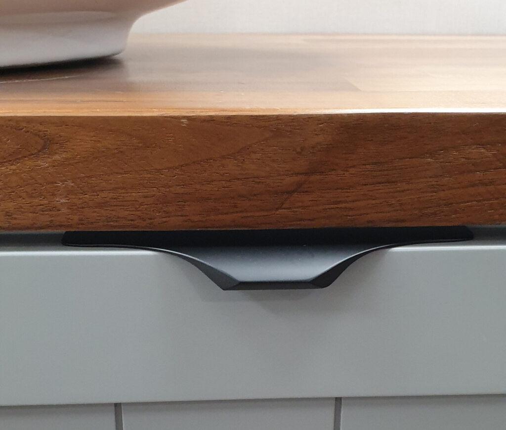 ידית רוכבת שחורה 6042