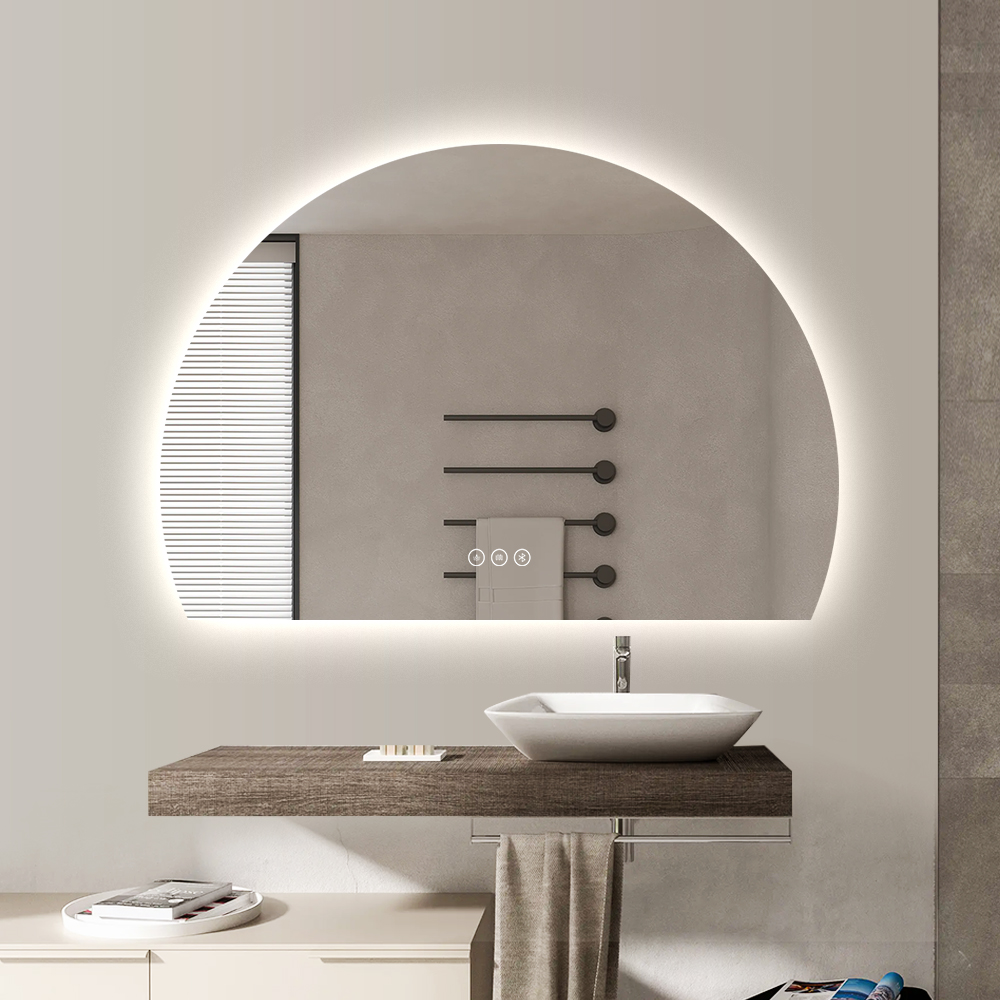 מראת חצי ירח חכמה עם תאורת LED, בלוטוס ומפשיר אדים – 100X70 ס"מ (בתקן IP65)